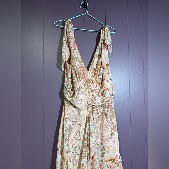 Bandolino Fairycore Paisley Floral Maxi Dress Size Medium - Picture 2 of 9